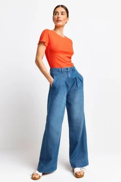 Rich & Royal T-Shirts<T-Shirt